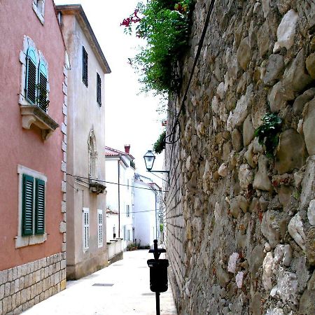 Holiday Home Lija Center Rab Town Exterior foto