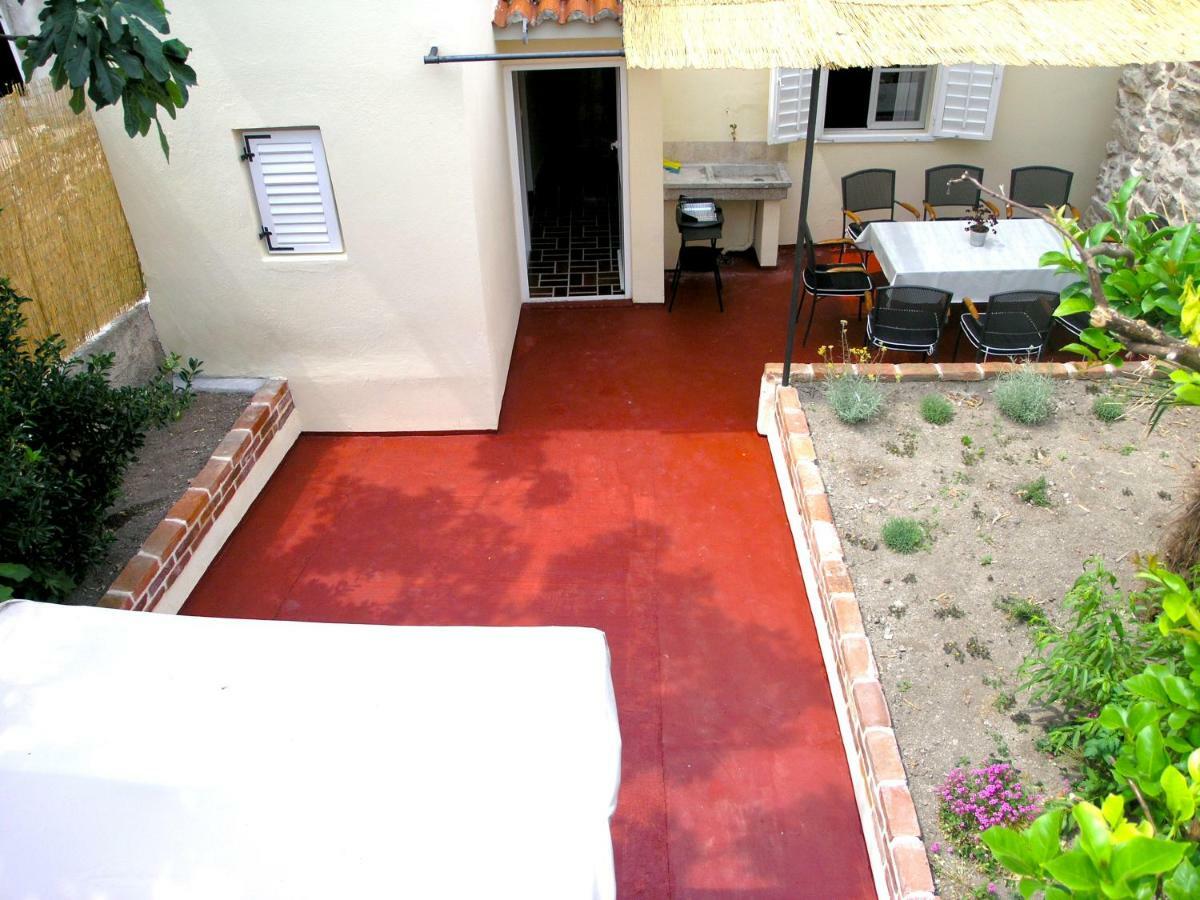 Holiday Home Lija Center Rab Town Exterior foto